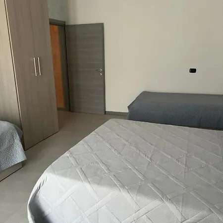 Casa Caselle Appartament Indipende 100Mq 2 Stanze 2 Bagni E Cucina Homestay *