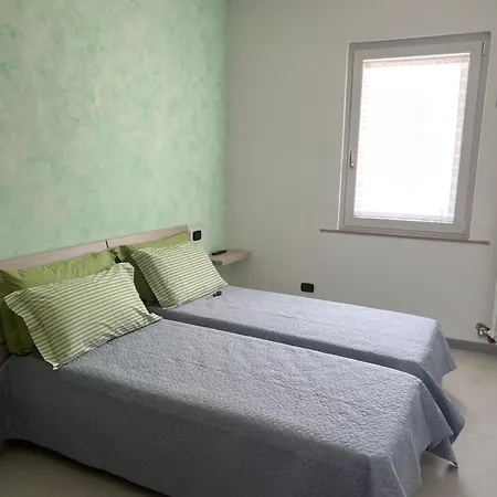 Casa Caselle Appartament Indipende 100Mq 2 Stanze 2 Bagni E Cucina Homestay *