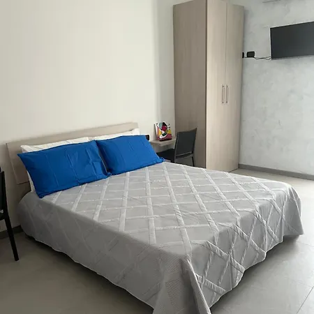Casa Caselle Intero Appartam Indipend 100mq 2 Stanze 2 Bagni E Cucina Alloggio in famiglia