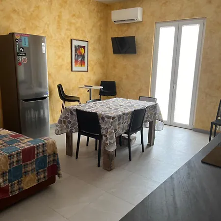 Casa Caselle Intero Appartam Indipend 100mq 2 Stanze 2 Bagni E Cucina